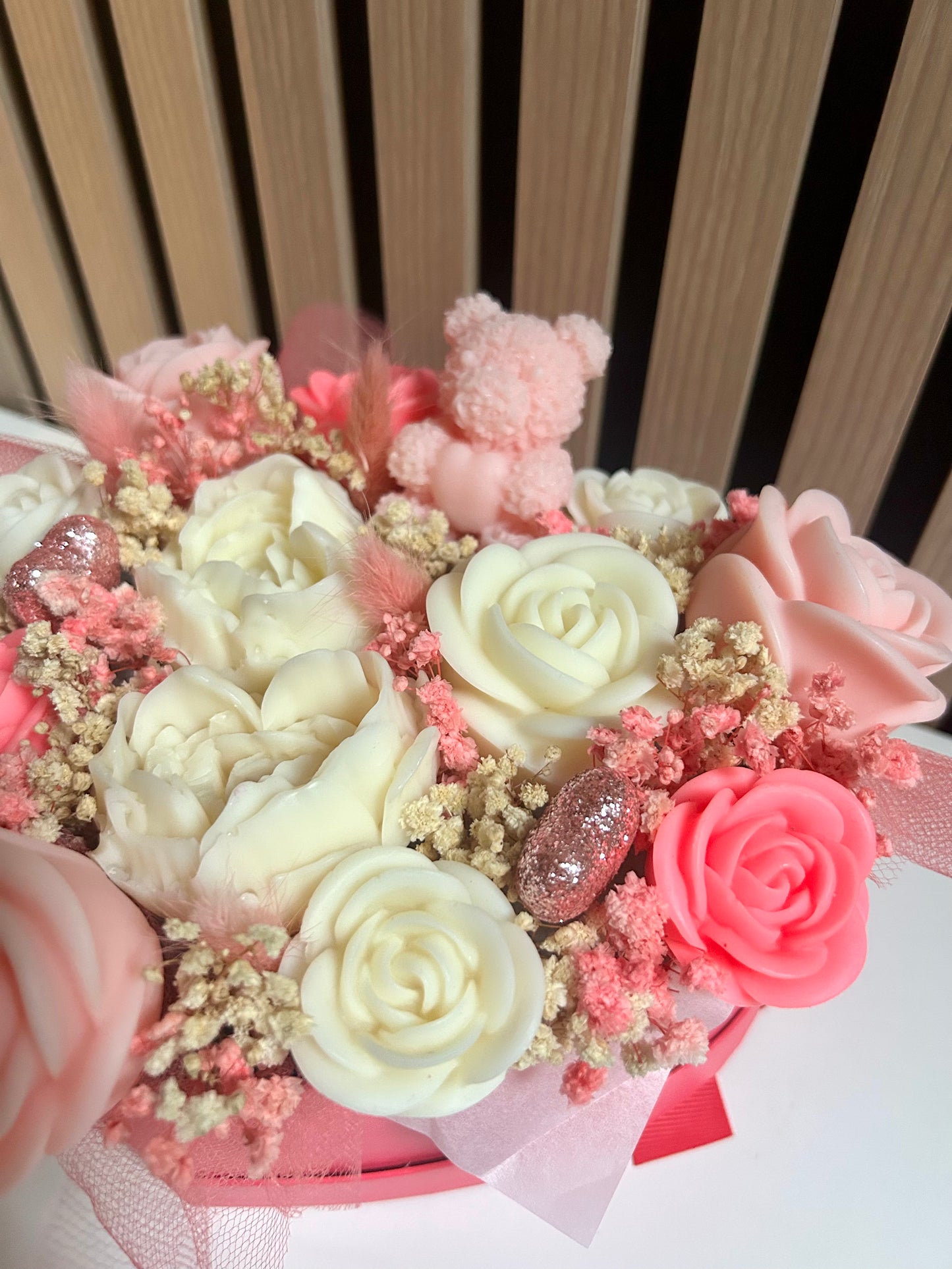 Bouquet de Fleurs en Cire – Édition Saint-Valentin Rose