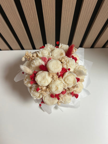 Bouquet floral rouge et blanc
