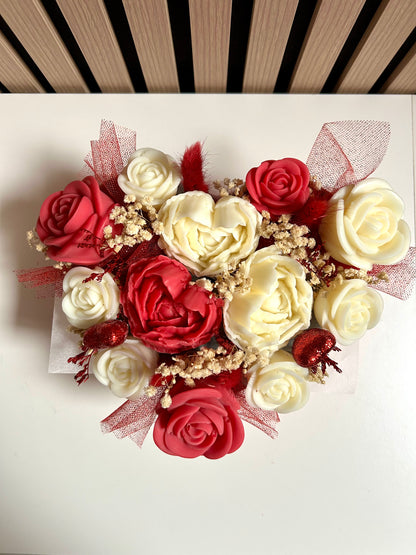 Bouquet de Fleurs en Cire – Édition Saint-Valentin Rouge