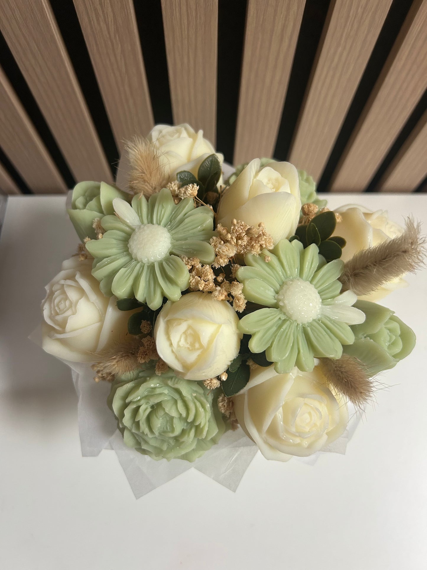 Bouquet floral vert et blanc