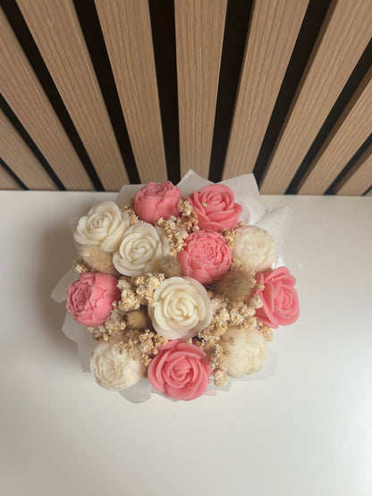 Bouquet floral rose et blanc